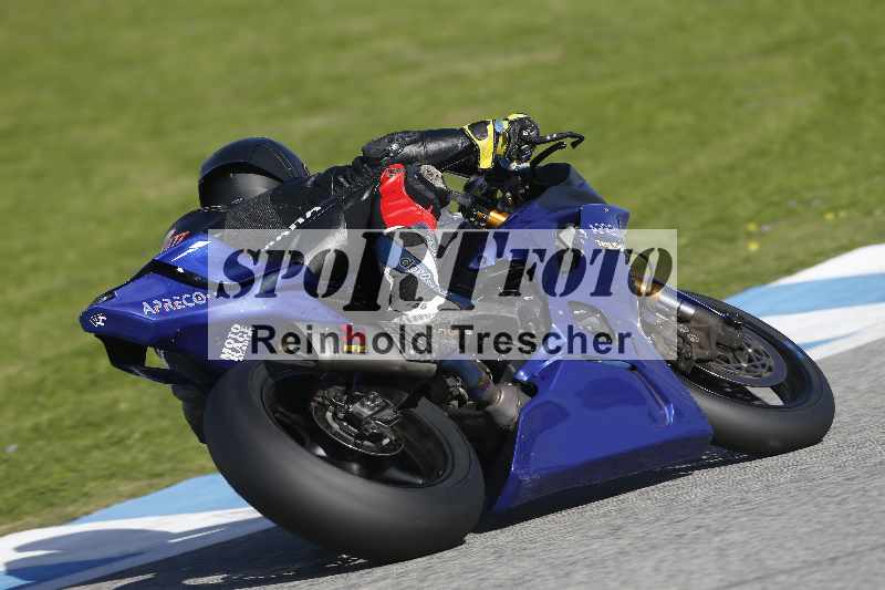 /02 28.-31.01.2025 Moto Center Thun Jerez/schwarz-black/48